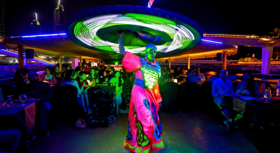 marina cruise tanoura show