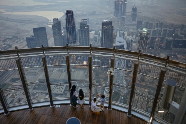 Burj Khalifa at the top inside3