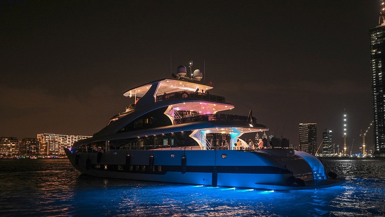 Sunset Yacht Cruise Dubai Marina - Mygodubai.com